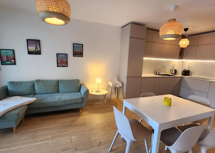 Calvi, Coeur De Ville, A 300 M Апартаменты *