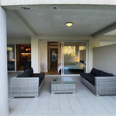 Calvi, Coeur De Ville, A 300 M 卡尔维